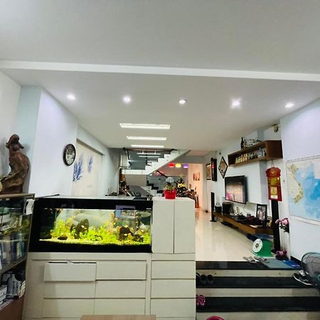 Helen'S Homestay Хошимин Екстериор снимка
